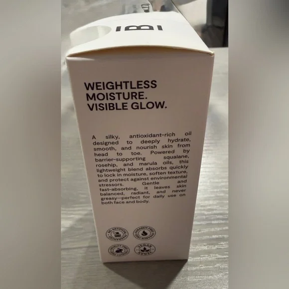 Blossom Essentials Hydration Oil Marula + Golden Jojoba 1.9oz NIB - Picture 2 of 7